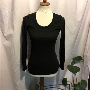 Long sleeve t-shirts